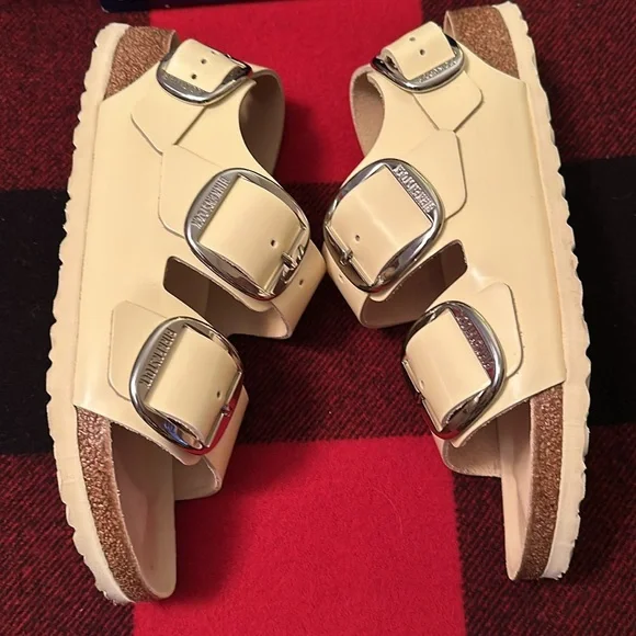 Birkenstock Milano Big Buckle size 10/41 medium/narrow. Retail $180 - Picture 3 of 6